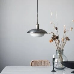 House Doctor Boston Hanglamp - Antiek Bruin Ø32cm 11 House Doctor Boston Hanglamp - Antiek Bruin Ø32cm -Woonverlichting Winkel house doctor boston hanglamp antiek bruin 32cm 3