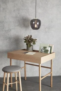 Hubsch Hanglamp Grijs Glas Met Messing Detail -Woonverlichting Winkel hubsch hanglamp grijs glas met messing detail 1