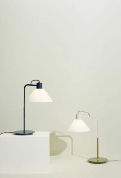 Hubsch Spot Tafellamp Kaki - 961507 -Woonverlichting Winkel hubsch spot tafellamp kaki 961507 2