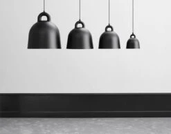 Normann Copenhagen Bell Large Hanglamp Zwart -Woonverlichting Winkel normann copenhagen bell large hanglamp zwart 1