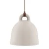 Normann Copenhagen Bell Medium Hanglamp Zand -Woonverlichting Winkel normann copenhagen bell medium hanglamp zand
