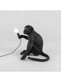 Seletti Monkey Lamp Sitting - Zwart -Woonverlichting Winkel seletti monkey lamp sitting zwart 2